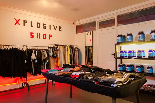 De Xplosive Shop met sportkleding